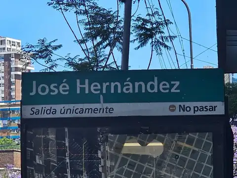 COCHERA A PASOS DEL  SUBTE D, JOSÉ HERNANDEZ.