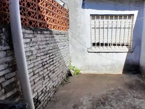 Depto Tipo Casa 3 ambientes con 1 baño