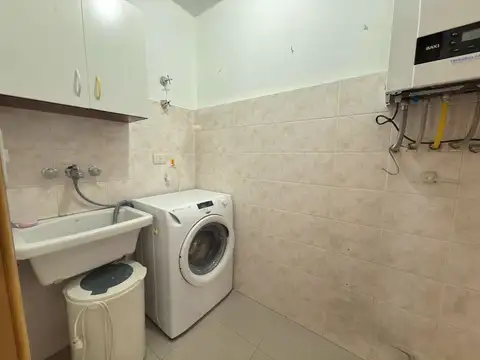 Departamento de 3 ambientes con balcon