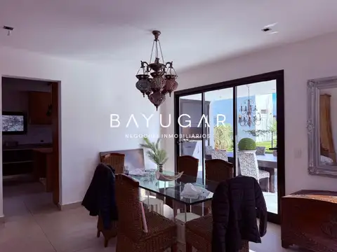 Casa en Alquiler al Oeste