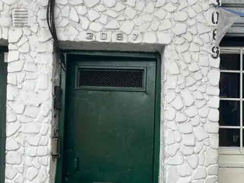 ALQUILER UN DORMITORIO CON PATIO