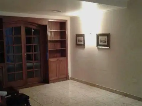Casa en Venta en Monte Grande, USD 280.000