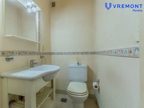 Riglos al 800 | Parque Chacabuco | Semipiso de 3 amb. c/ amplio balcón | Venta