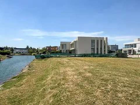 Terreno en Venta de 814,0 m2