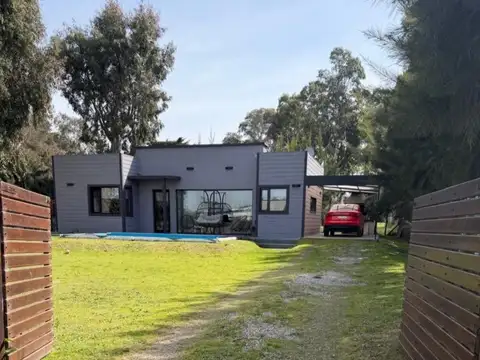 Casa 3 amb.barrio residencial La Aurelia