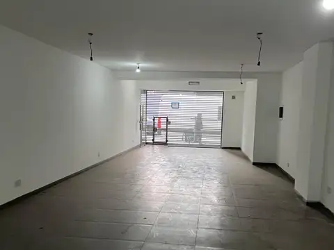 Local en Alquiler en Villa del Parque, $ 3.500.000