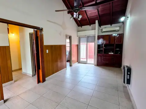 Casa en Alquiler en Quilmes, $ 700.000