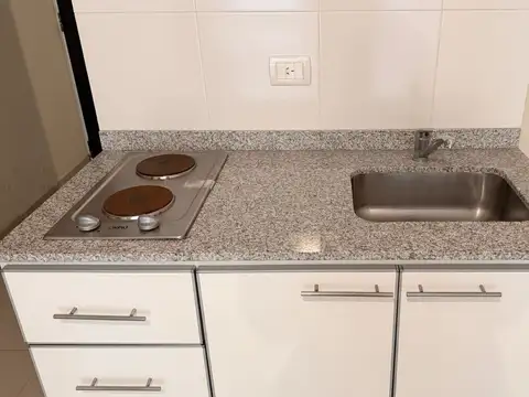 Venta departamento monoambiente con balcón y pileta en Belgrano Apto crédito