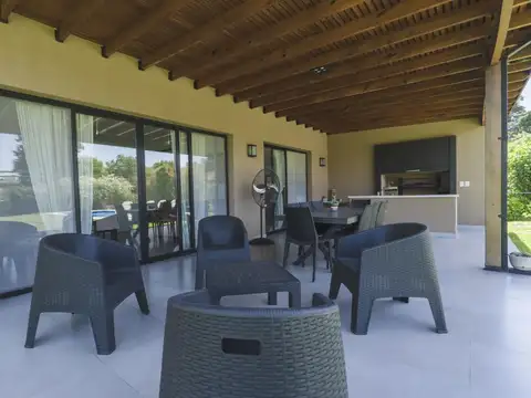 Casa en Venta de 4 dormitorios