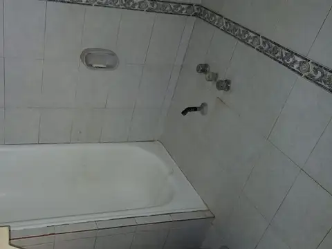 7 100
