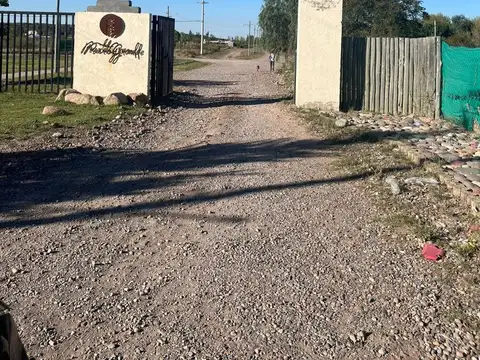 Lote esquina en venta en Las Compuertas, Lujan