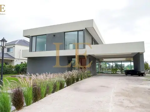 Casa en Venta en San Sebastian, USD 398.000