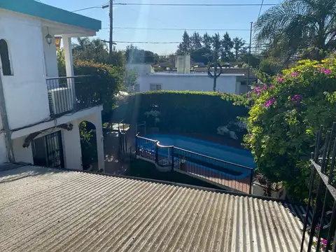 VENTA CASA MULTIFAMILIAR - El Talar