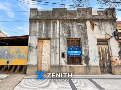 VENTA CASA A RECICLAR MACROCENTRO RESISTENCIA