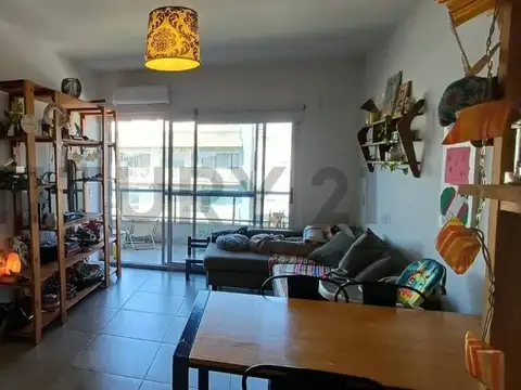 VENTA DEPARTAMENTO SEMIPISO 3 AMBIENTES Y COCHERA CUBIERTA - TIGRE CENTRO