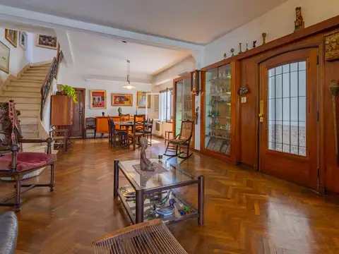 Casa en Venta con 1 cochera