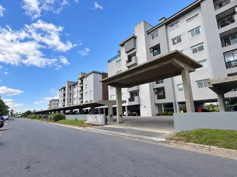 Terrazas al Polo, duplex en piso 4