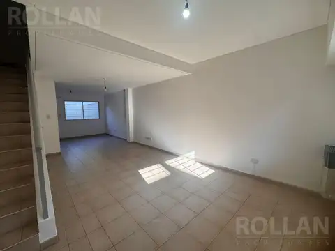 Casa en Alquiler en Carapachay, $ 1.800.000