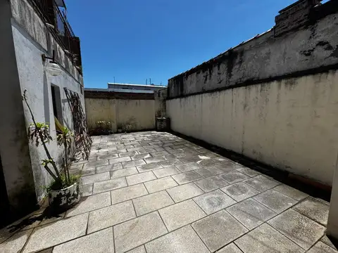 Local en Venta 40 años