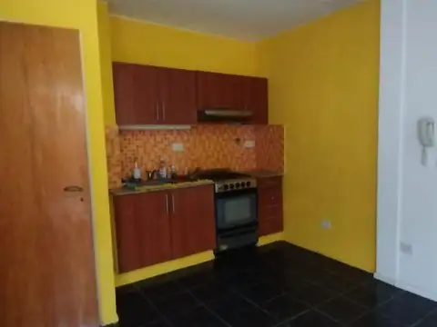 Depto Tipo Casa en Venta en Ramos Mejia, USD 53.000