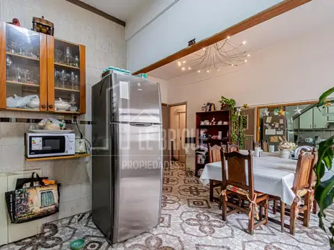 Depto Tipo Casa en Venta de 5 dormitorios