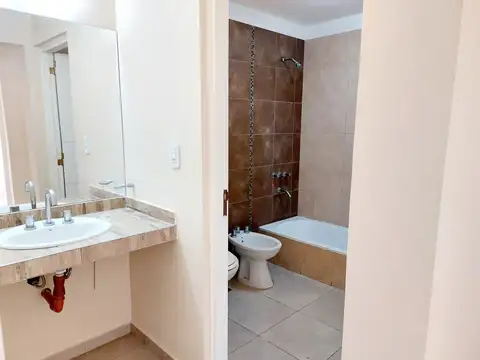 Departamento 3 ambientes con 1 baño