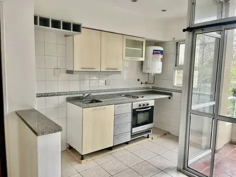 Quesada 4900, Piso 1
