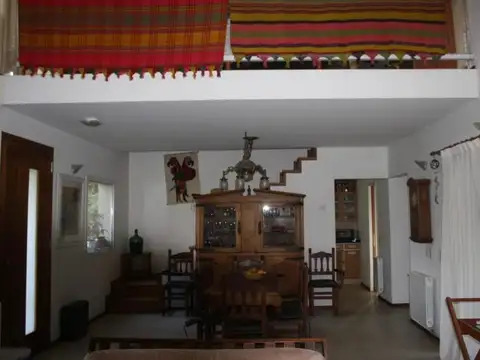 Casa Chalet  en Alquiler en Cube, Escobar, G.B.A. Zona Norte