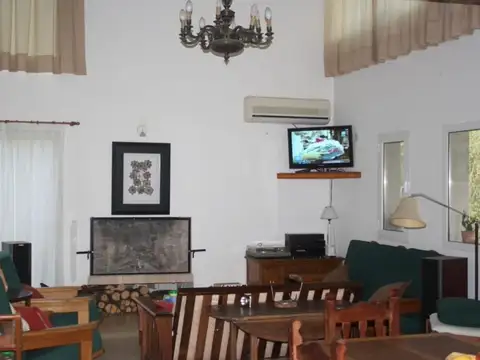 Casa en Alquiler de 3 dormitorios
