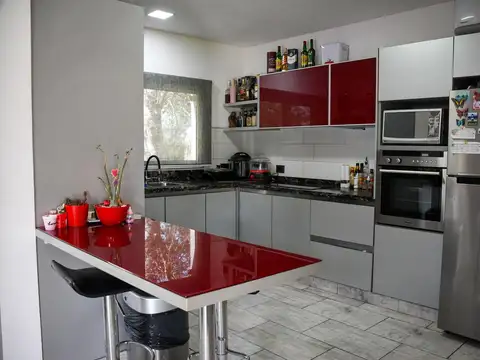 Casa en Venta en Piñero, USD 210.000