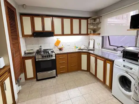 Departamento en Venta en Plaza San Martín, USD 155.000