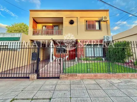 Venta de Casa 4 AMBIENTES en San Antonio De Padua, Merlo