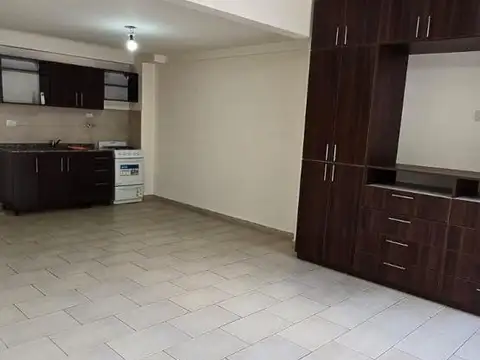 Departamento en Alquiler en Temperley, $ 450.000