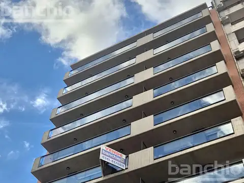 Venta Departamento - Corrientes y 3 de Febrero - Berca