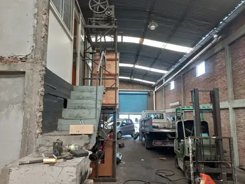 Industria (Calle Nro. 102) 5300