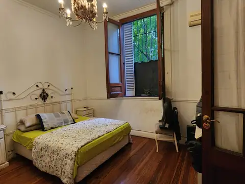 Casa Lote Propio - Reciclada a nuevo - SUBTE "E"