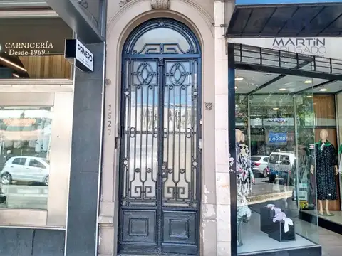 Alquiler Oficina en Olivos a media cuadra de Av Maipú