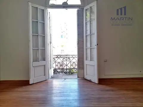 Oficina en Alquiler en Olivos, USD 1.050