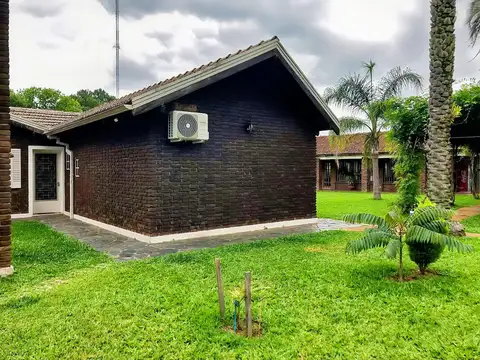 Casa en Venta con 12 cocheras