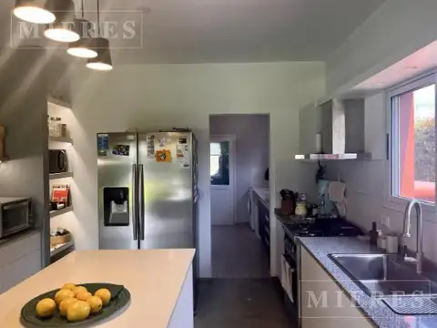 Casa en Alquiler de 3 dormitorios