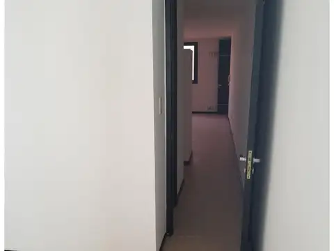 Departamento en Alquiler en Alto Alberdi, $ 430.000