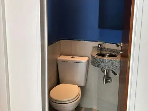 Depto Tipo Casa en Venta en Villa del Parque, USD 173.000