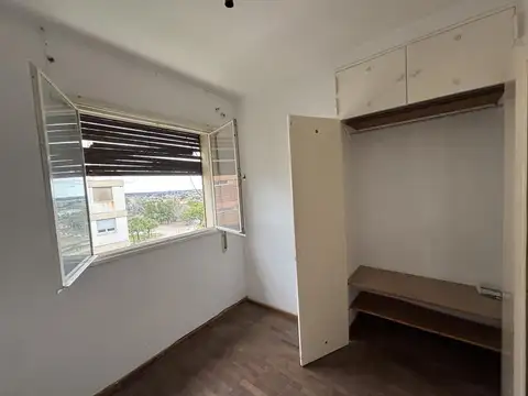 Departamento 4 ambientes con 1 baño