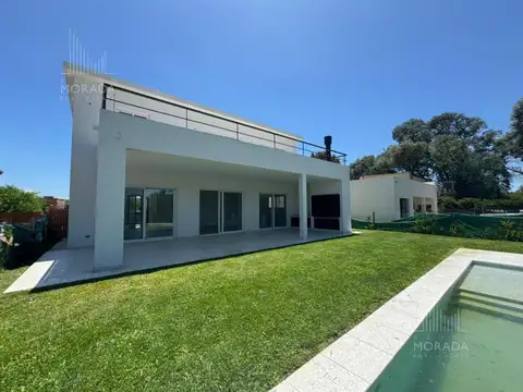 Casa en Alquiler en Pilar del Este - San Ramon, USD 1.350