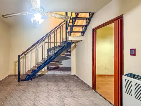 Depto Tipo Casa en Venta en Sarmiento, USD 42.000