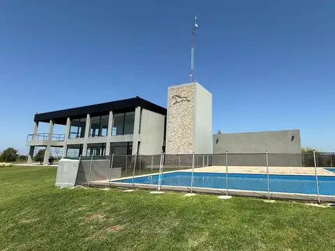 Terreno en Venta en Funes, USD 80.000