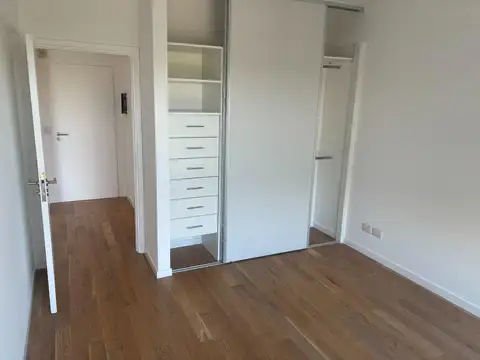 Departamento en Alquiler con 1 cocheras