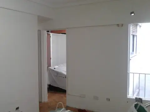 ZONA LOS VIRREYES  Semipiso contrafrente  excelente ubicación  OPORTUNIDAD 