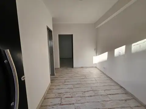 Depto Tipo Casa 2 ambientes con 1 baño