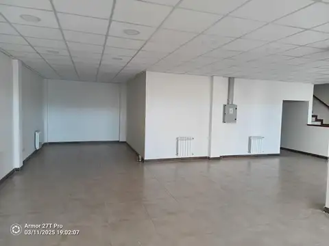 Local centrico amplio en venta